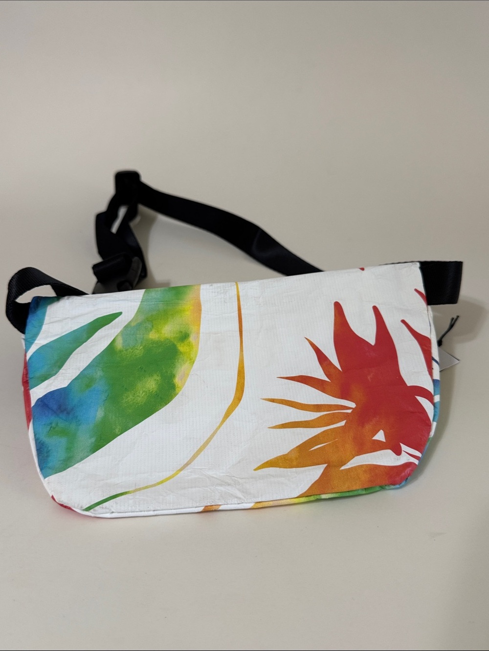 ALOHA Collection Mini Hip Pack Painted Birds Rainbow Tropical Print Fanny Pack - Picture 5 of 10